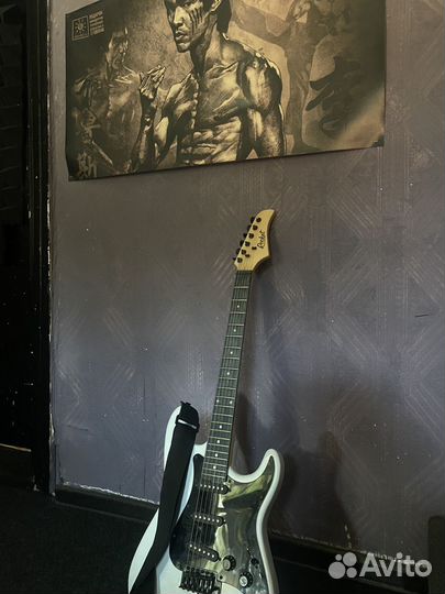 Электрогитара