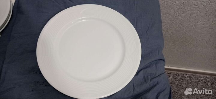 Набор тарелок ресторанных