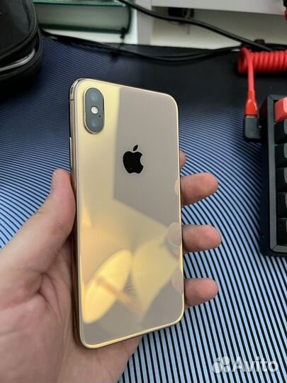 iPhone Xs, 256 ГБ