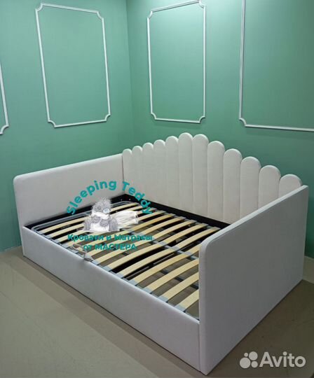 Детская кровать от 3-х лет с бортиками
