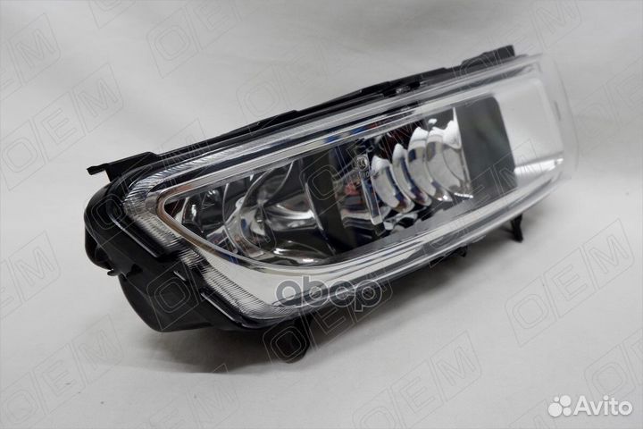 Фара противотуманная правая Volkswagen Polo sed