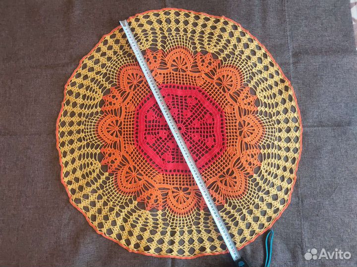 Скатерть круглая вязаная
