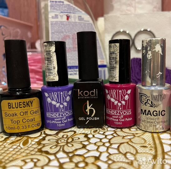 Гель-лаки, топы, завершающее покрытие