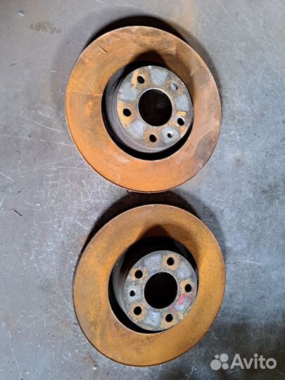 Диск тормозной передний Audi A6 C6