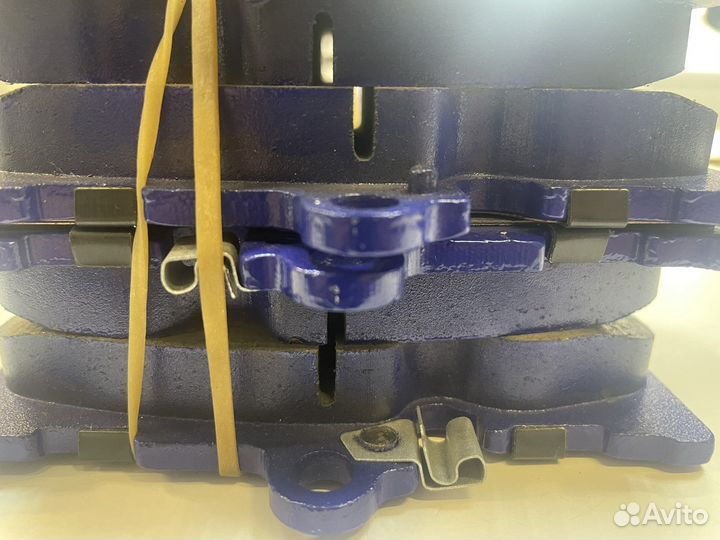 Тормозные колодки gs300