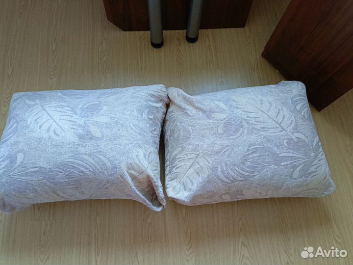 Подушка 2 шт для дивана