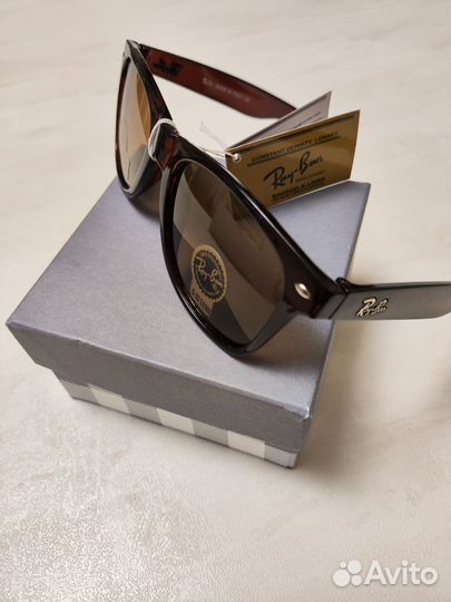 Солнцезащитные очки женские RayBan