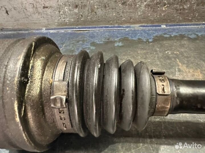 Привод задний Volkswagen Touareg GP