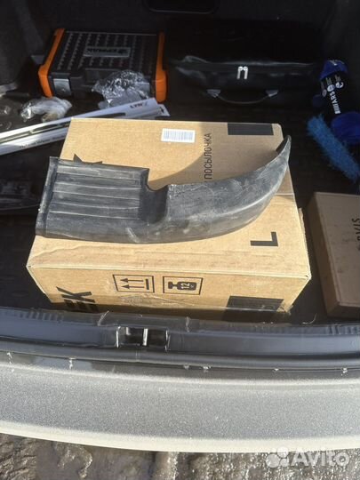 Накладка на задний бампер тойота хайлюкс