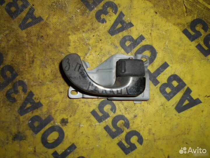 Ручка двери внутренняя правая Mitsubishi Galant EA