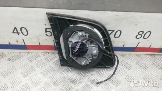 Фонарь правый крышки багажника volkswagen phaeton