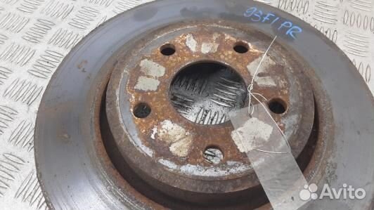 Диск тормозной передний jeep grand cherokee WK (93