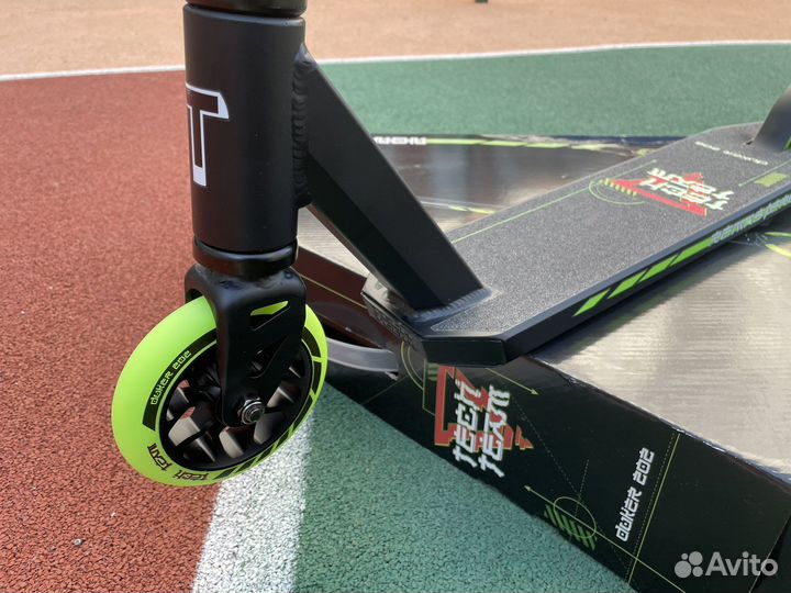 Самокат, Tech Team Duker 202