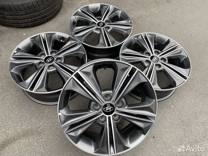 Диски оригинальные 17 дюймов 5/114,3