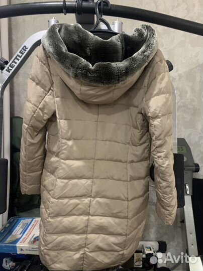 Пуховик женский 46.Германия