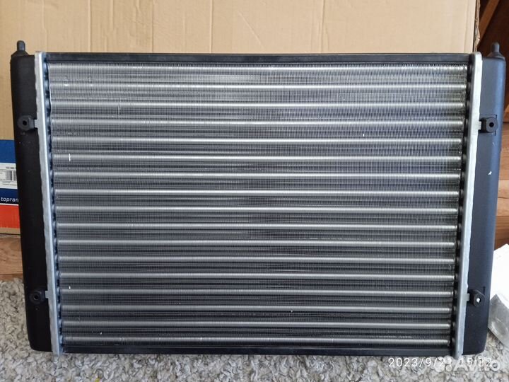 Радиатор охлаждения гольф 3