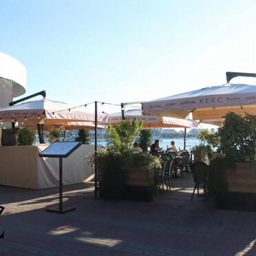 Уличный зонт для ресторанов