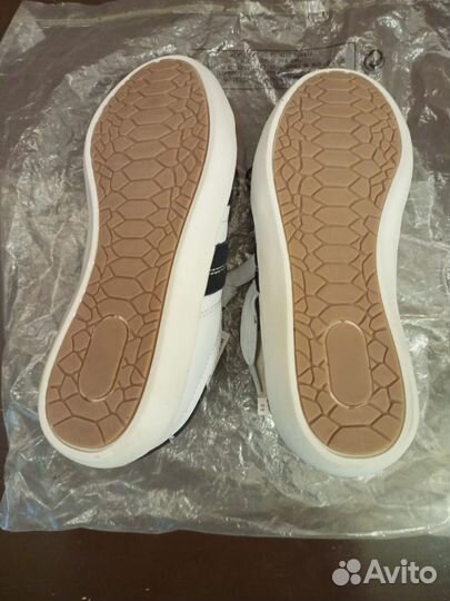 Детская обувь новая