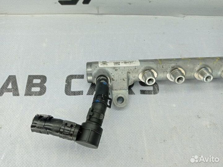 Топливная рампа Audi A4 B8 caga 2.0 TDI 2009