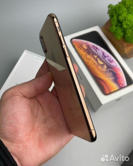 iPhone Xs, 64 ГБ