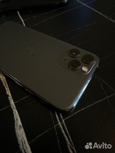 Телефон iPhone 11 pro