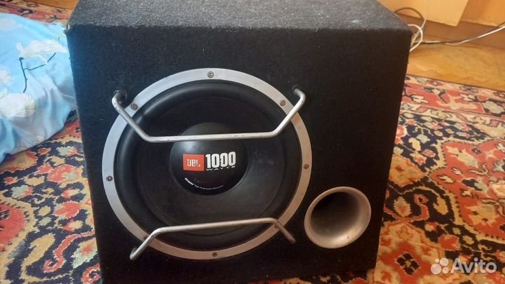 Колонки с сабвуфером JBL