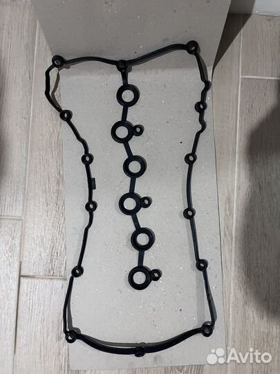 Прокладка клапанной крышки 03Н 103 483 E