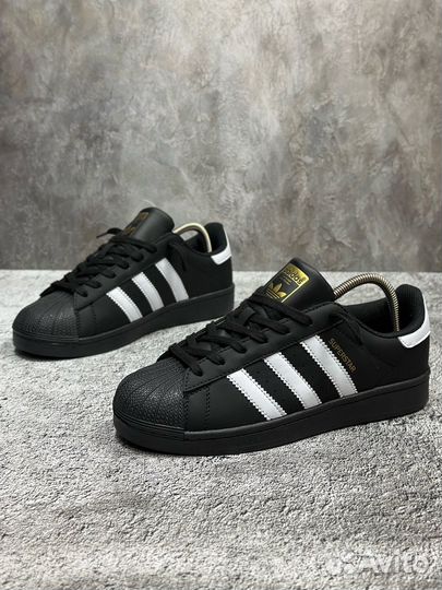 Кроссовки adidas superstar