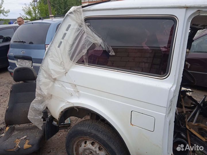 Крыло нива 21214 пр