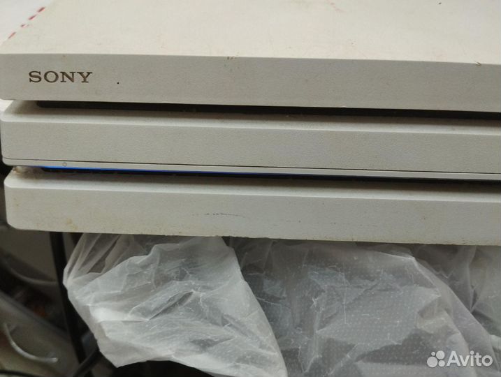 Игровая приставка Sony PlayStation 4 Pro 1TB (CUH-7108B)