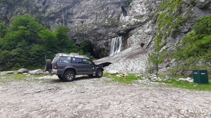 Удивительная Экскурсия на озеро Рица