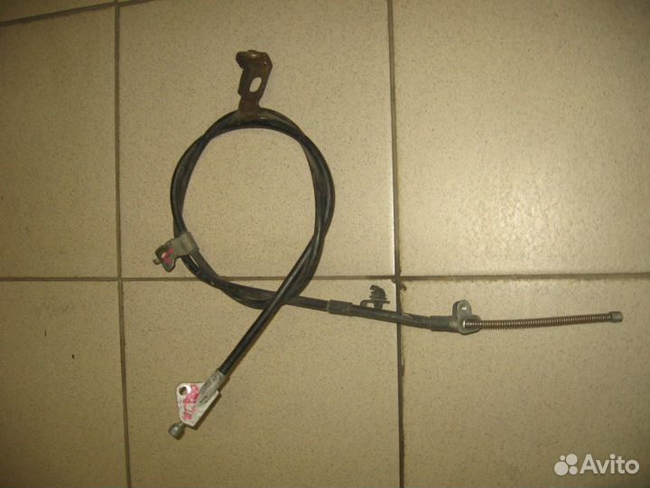 Трос ручника левый toyota NCP60 IST контракт