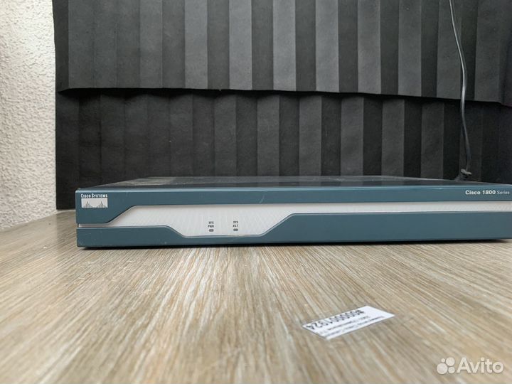 Коммутатор cisco 1800