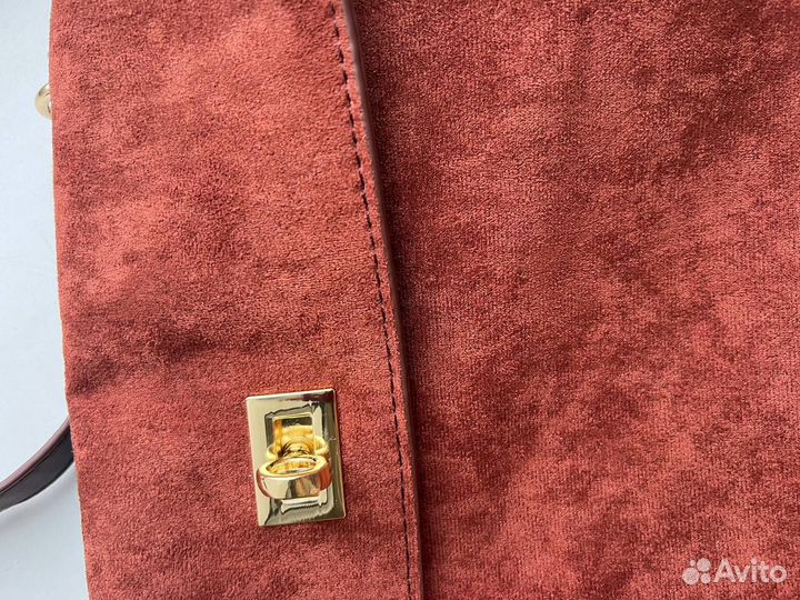 Трендовая замшевая коричневая сумка