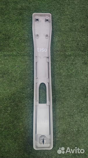 Обшивка правой стойки Peugeot Expert 2010