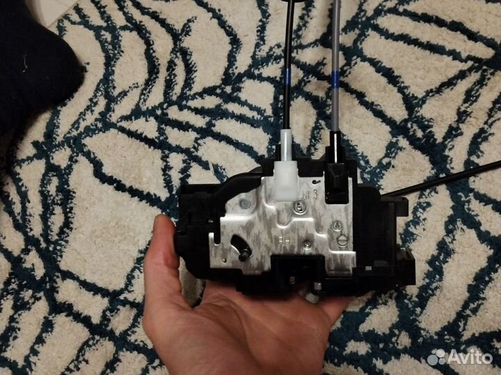 Замок двери задний правый элантра hd