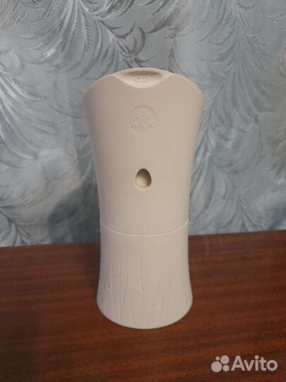 Дозатор диспенсер Airwick