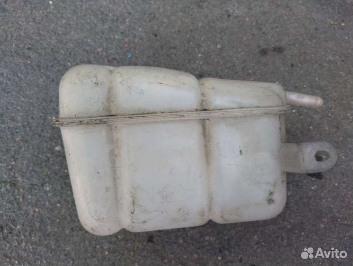 Расширительный бачок Ford Focus 1 98AB8K218BH
