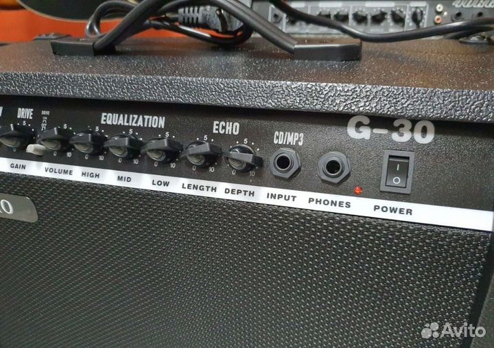 Комбоусилитель