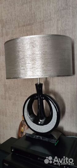 Лампа настольная