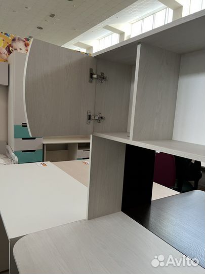 Компьютерный стол