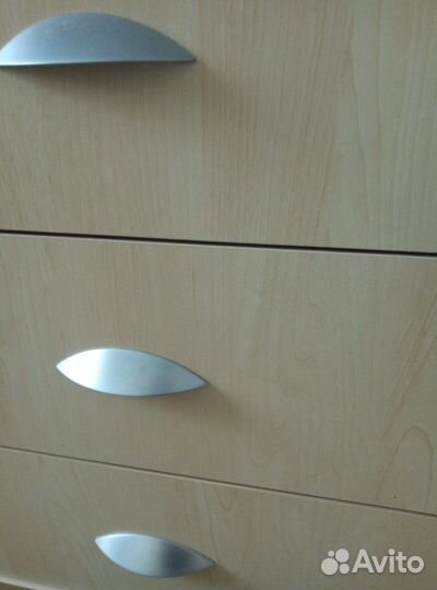 Письменный стол + 1 тумбочка