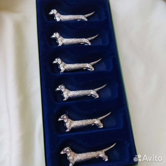 Статуэтка такса подставка под приборы