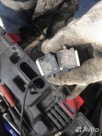 Датчик удара Mazda 3bk Ford Focus 2