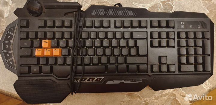 Игровая клавиатура с подсветкой