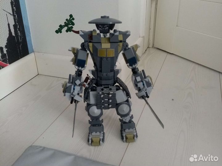 Lego Колос
