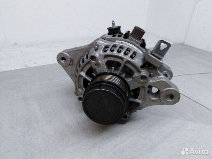 Генератор Тойота Corolla E180