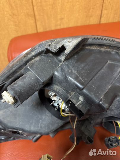 Renault scenic 2 передняя правая фара