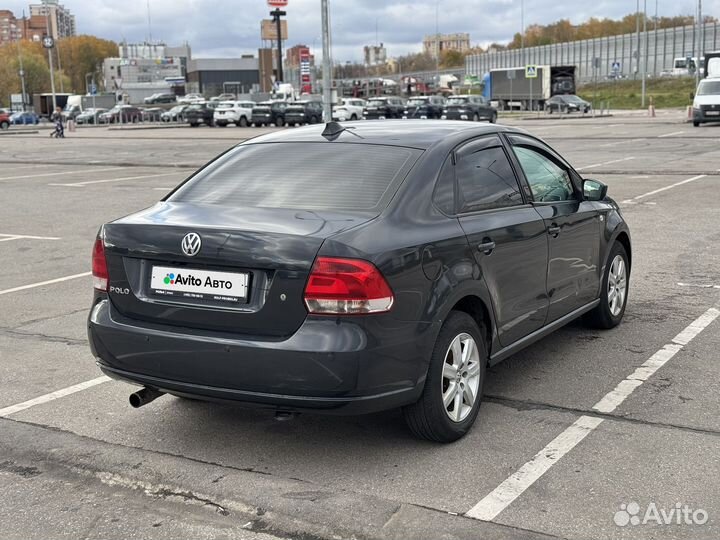 Volkswagen Polo 1.6 AT, 2010, 143 000 км