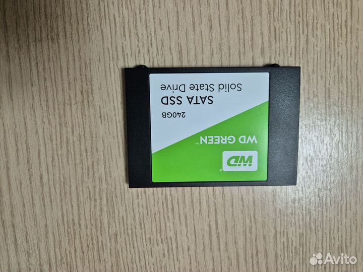 Продам ssd WD green 240gb